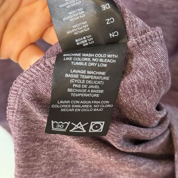 KUHL Women’s  Dress Size Medium Build In Bra Zip Pocket Outdoor Stretchy - Picture 12 of 13